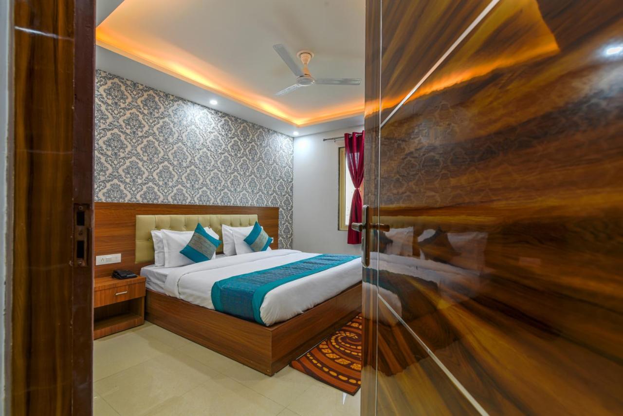Hotel Urban Tree At Delhi Airport Neu-Delhi Exterior foto