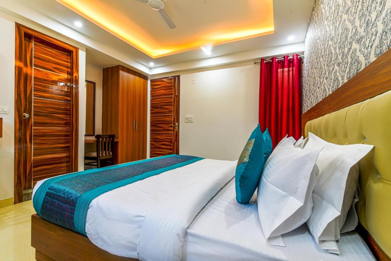 Hotel Urban Tree At Delhi Airport Neu-Delhi Exterior foto